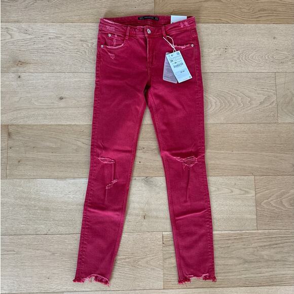 Zara - Damaged Skinny Jeans in Red - Picture 1 of 4